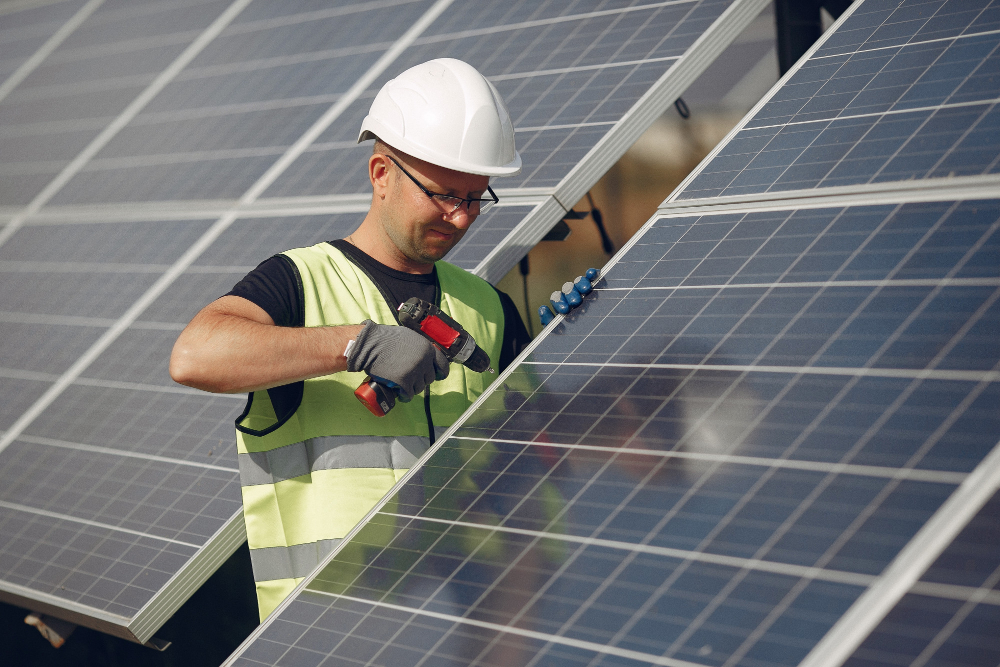 Pose de panneaux solaires pour production d’énergie